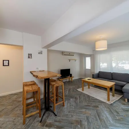 Central Flat Near Konyaalti Beach In Muratpasa * Antalya