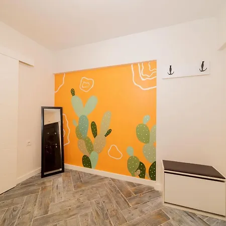 Apartment Central Flat Near Konyaalti Beach In Muratpasa Antalya