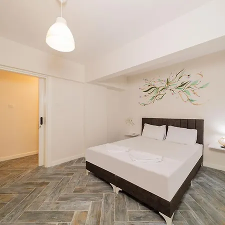 Central Flat Near Konyaalti Beach In Muratpasa Apartment *